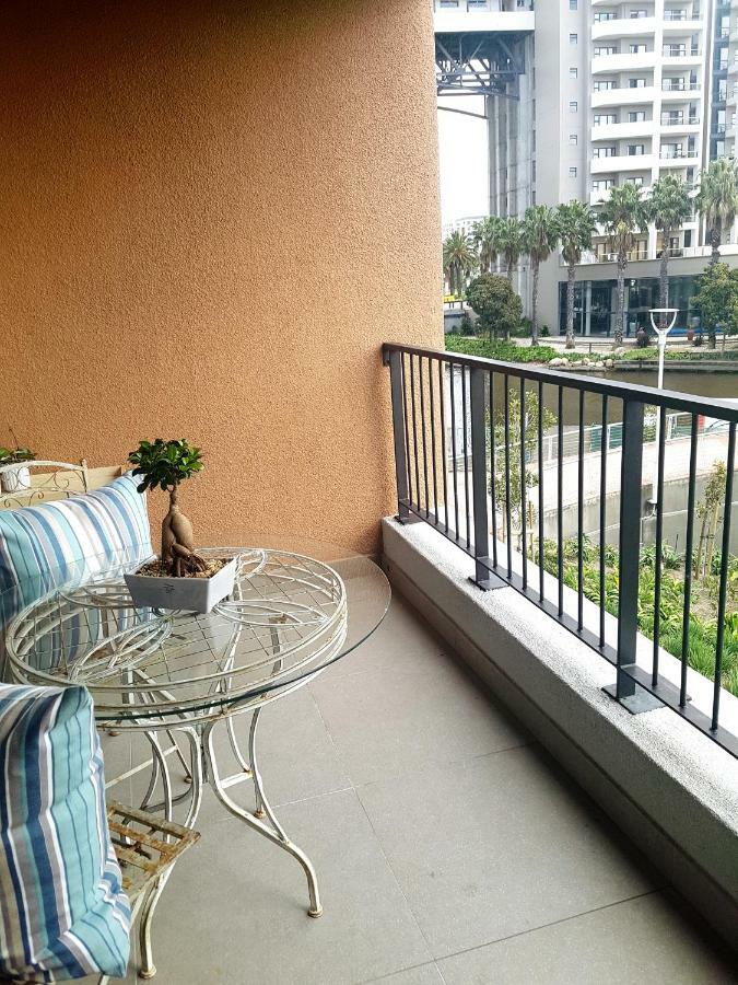 Apartment Waters Edge 103